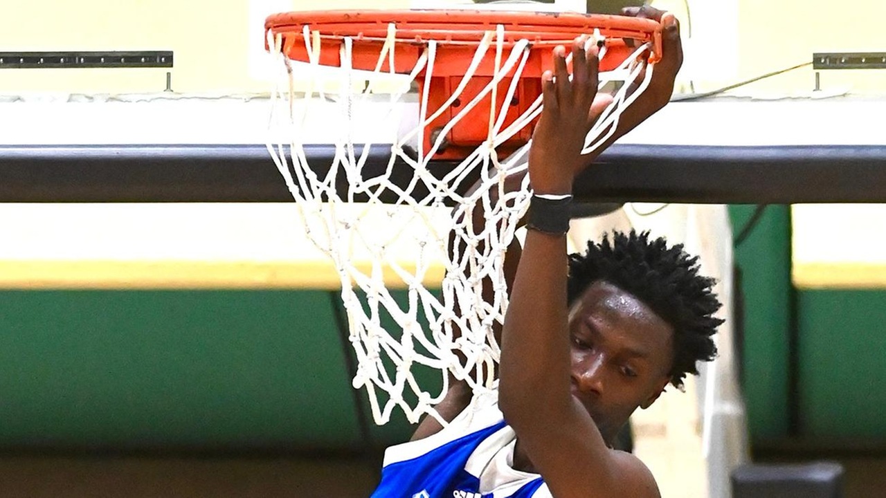 The University of The Bahamas Mingoes men&rsquo;s basketball guard Kevaro Russell drops the hammer down against RBPF Crimestoppers on Tuesday, February 24 at the Kendal Isaacs Gym. UB won 104-86. UB Athletics.