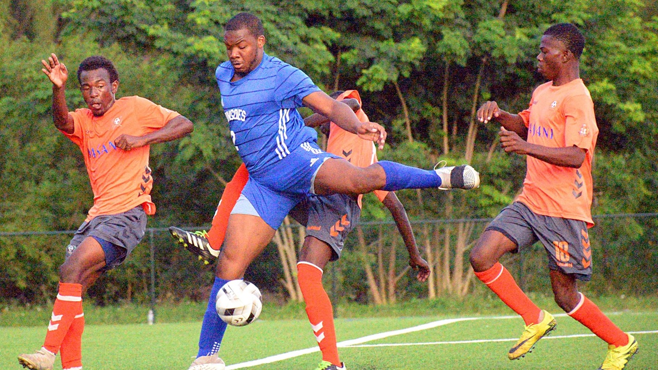 Mingoes hold on for BFA season-opening win