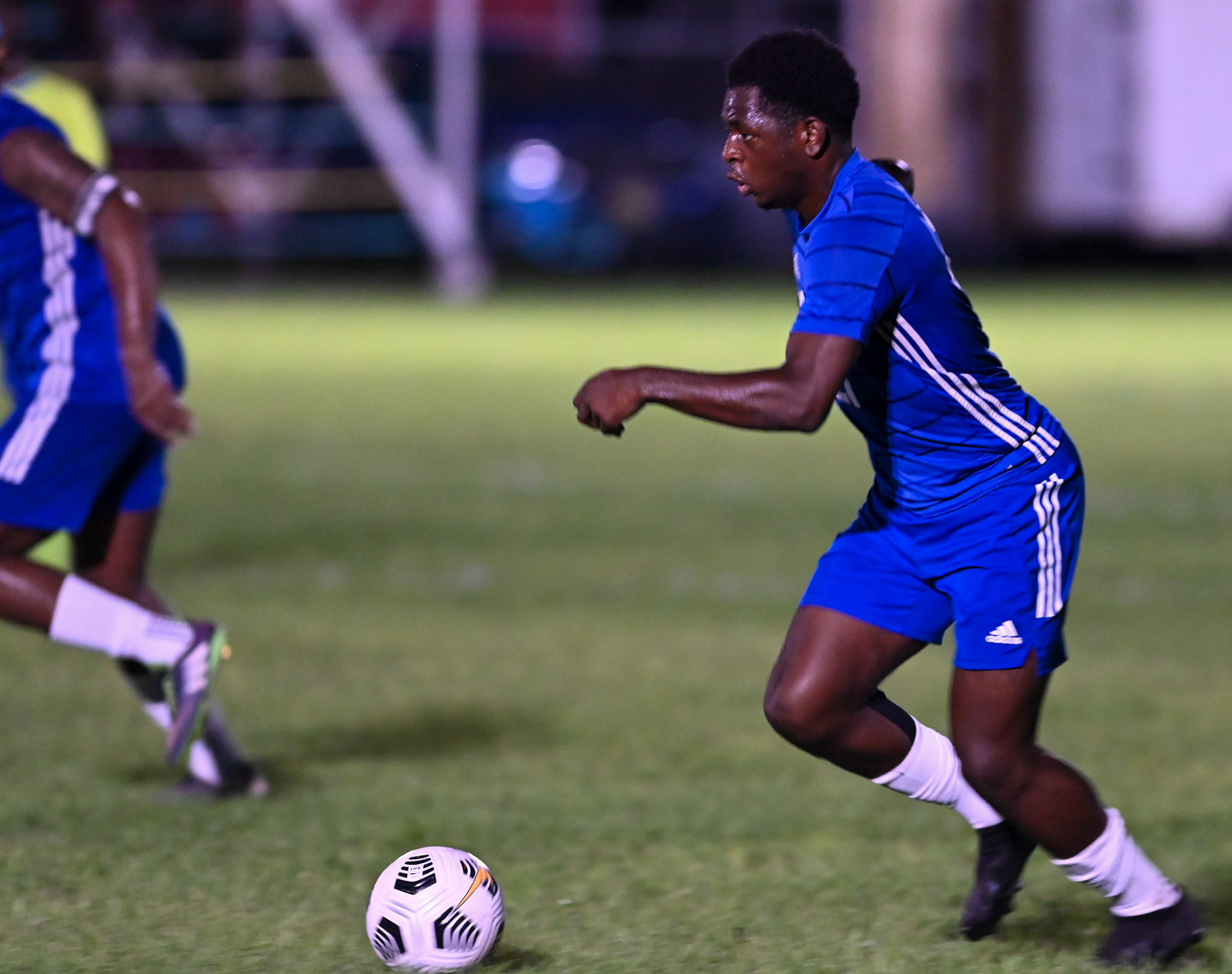 Mingoes striker Ronaldo Green on the attack against Grand Bahama Soccer Club on Friday, October 4. The game ended in a 2-2 draw.